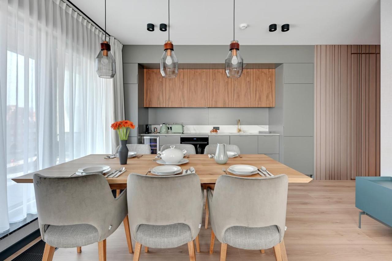 Deo Plaza By Blue Mandarin Apartment Gdansk Bagian luar foto